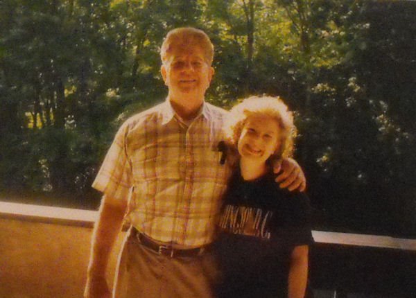 301146_2341659190869_285724080_n