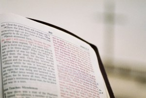 cross-and-bible-1500271